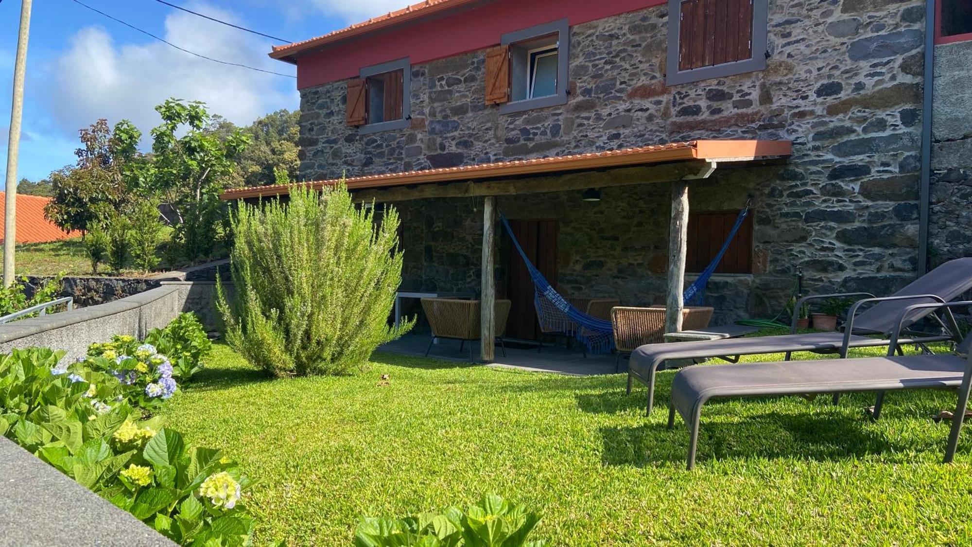 Madeira Bird House - House In The Mountains With Garden Villa Sao Vicente  Bagian luar foto