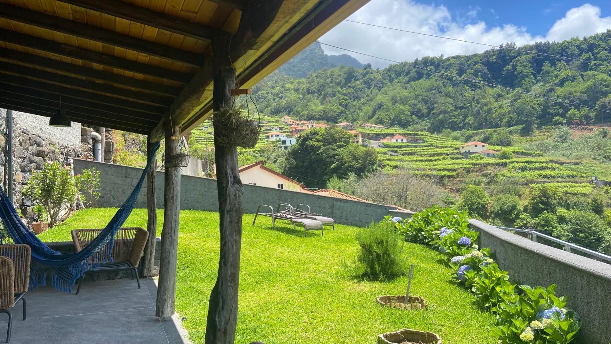 Madeira Bird House - House In The Mountains With Garden Villa Sao Vicente  Bagian luar foto